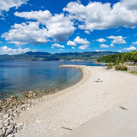 Apartments With A Parking Space Rijeka - 18146 ภายนอก รูปภาพ