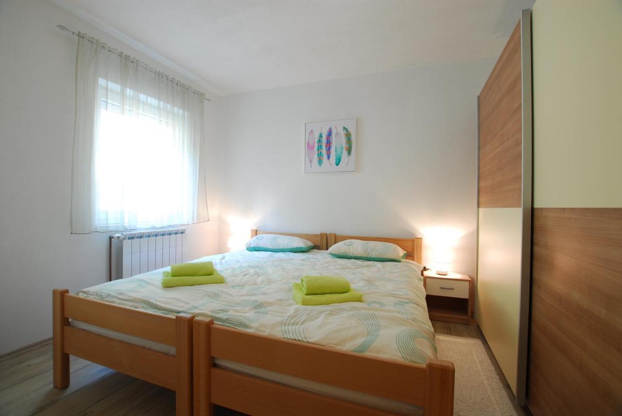Apartments With A Parking Space Rijeka - 18146 ภายนอก รูปภาพ